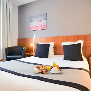 *** Hotel Kyriad Centre Paradis-préfecture Francia