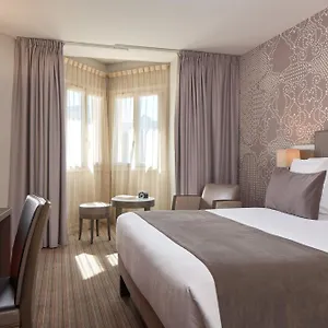 Timhotel Opera Blanche Fontaine France