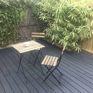 Au Calme Avec Terrasse Vichy